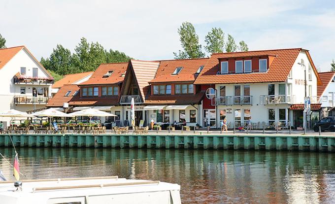 Hotel Zur Bruecke Greifswald Exteriér fotografie